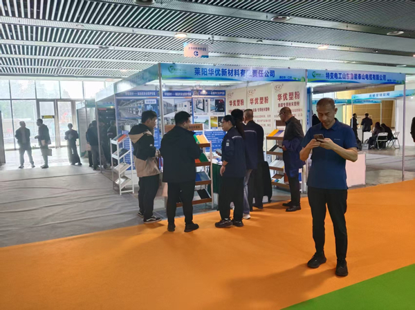 华优新材料亮相2025新型储能泰山发展大会:以专业粉末涂料赋能储能装备安全升级 华优新材料亮相2025新型储能泰山发展大会:以专业粉末涂料赋能储能装备安全升级